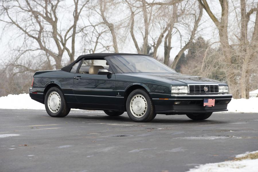  Cadillac Allante 1993 года  (фото 11 из 11)